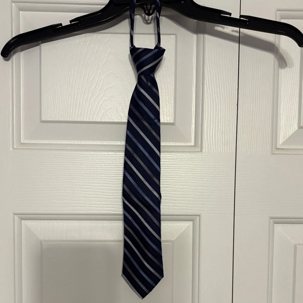 Calvin Klein Blue and Gray Striped Tie